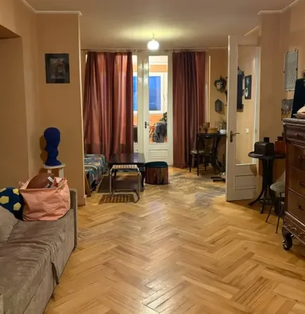 იყიდება 3 ოთახიანი ბინას 100მ² 10/16 სართ თბილისი