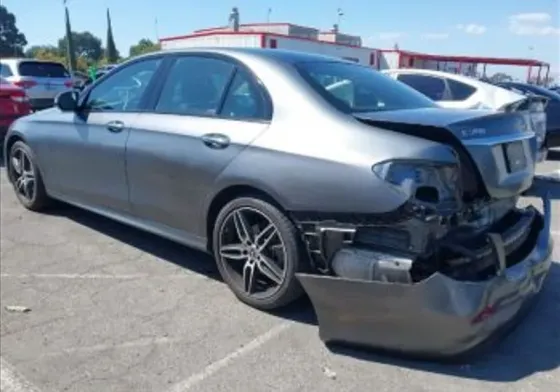 Mercedes E 2L 2020 თბილისი