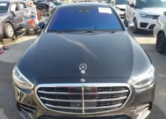 Mercedes S-Class 3L 2023 თბილისი