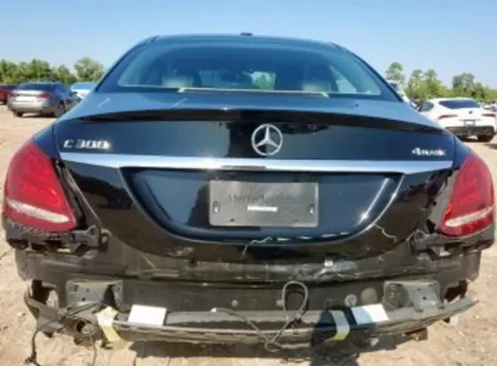 Mercedes C 2L 2016 თბილისი