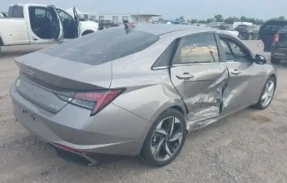 Hyundai Elantra 2022 თბილისი