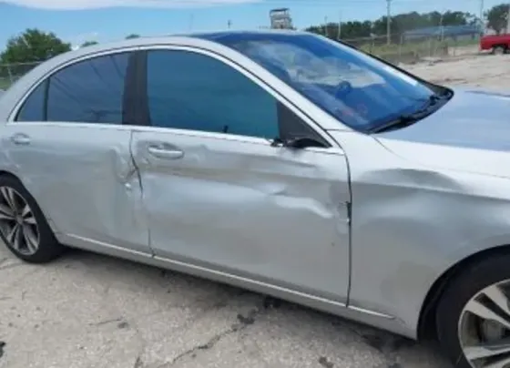 Mercedes S-Class 4.6L 2014 თბილისი