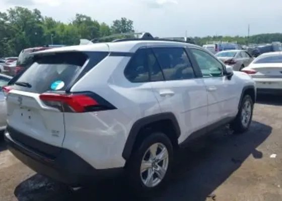 Toyota RAV4 2.5L 2021 Тбилиси