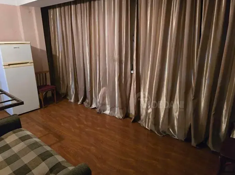 Продам 2-комн. квартиру 65м² 4/8 эт. Тбилиси - изображение 1