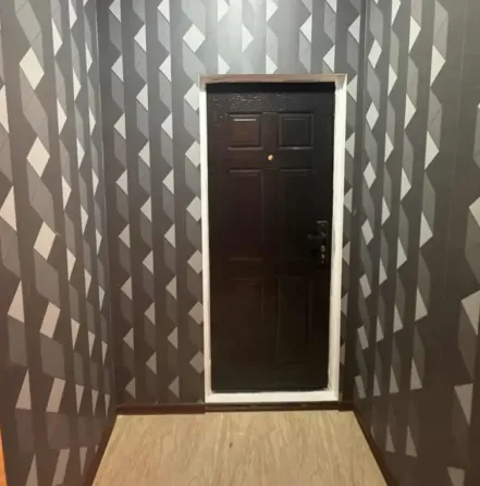 იყიდება 1 ოთახიანი ბინას 30მ² 2/2 სართ თბილისი