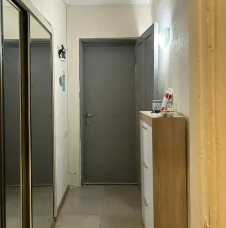 იყიდება 2 ოთახიანი ბინას 75მ² 5/5 სართ თბილისი