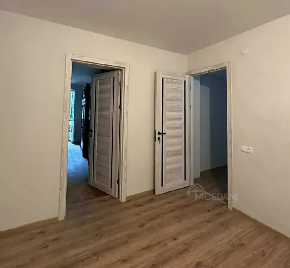 Продам 2-комн. квартиру 62.17м² 2/8 эт. Тбилиси - изображение 1