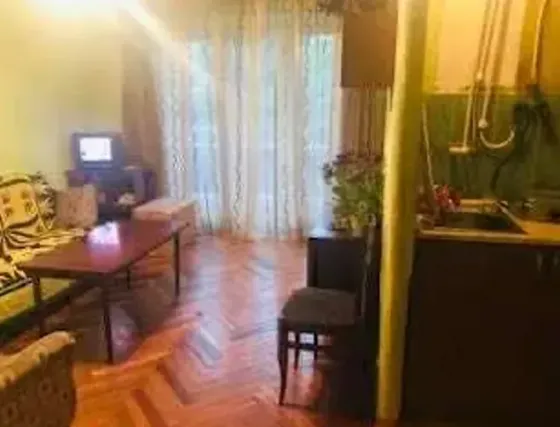 იყიდება 1 ოთახიანი ბინას 33მ² 3/5 სართ თბილისი