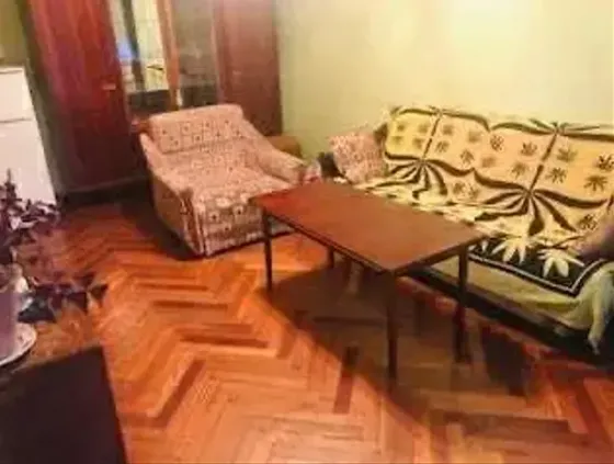 იყიდება 1 ოთახიანი ბინას 33მ² 3/5 სართ თბილისი