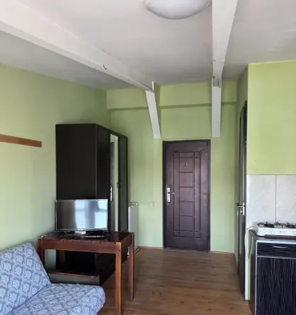 იყიდება 1 ოთახიანი ბინას 22მ² 3/3 სართ თბილისი