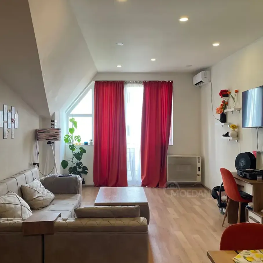 იყიდება 2 ოთახიანი ბინას 54მ² 5/5 სართ თბილისი - photo 2