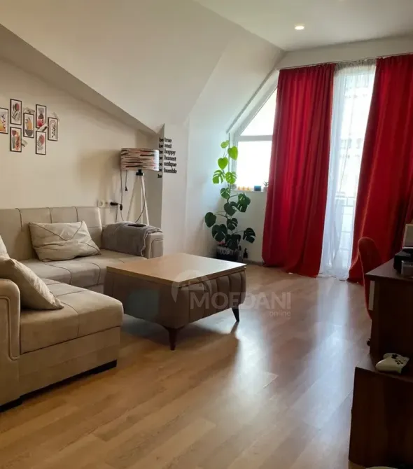 იყიდება 2 ოთახიანი ბინას 54მ² 5/5 სართ თბილისი - photo 1