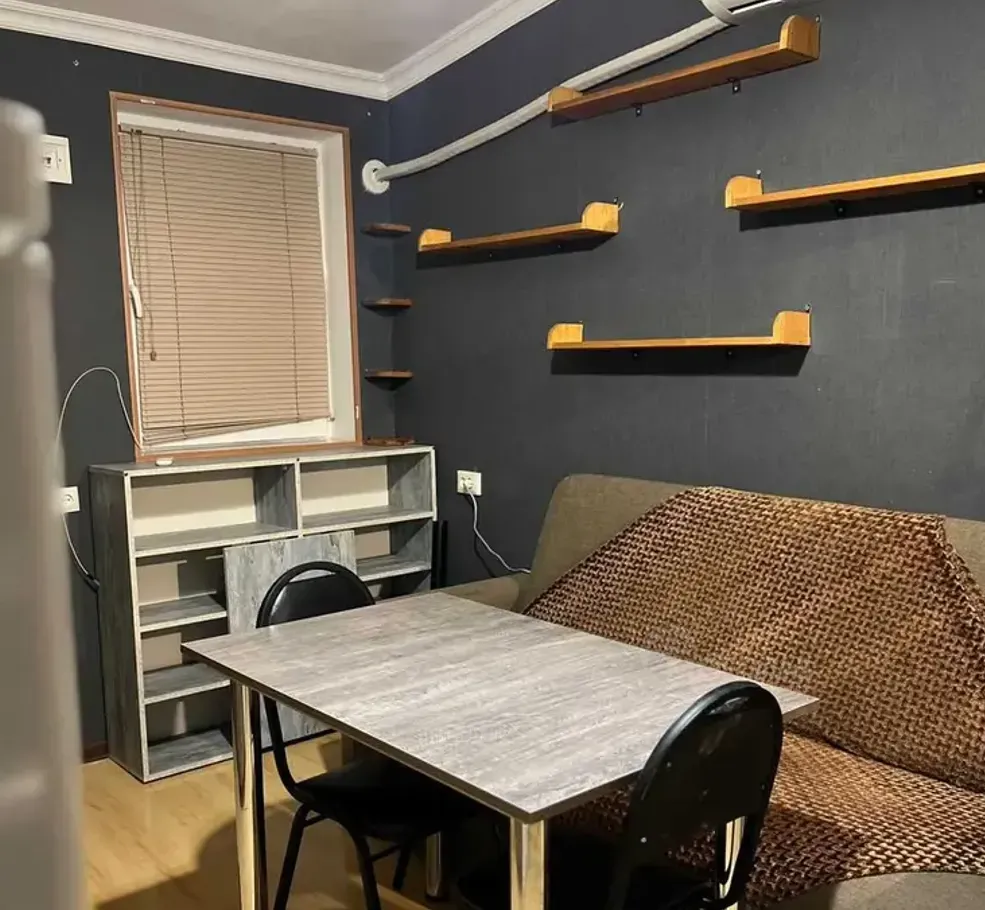 Продам 1-комн. квартиру 14м² 3/3 эт. Тбилиси - изображение 1