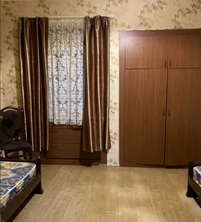 იყიდება 2 ოთახიანი ბინას 100მ² 1/1 სართ თბილისი