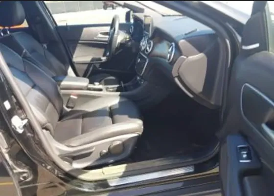 Mercedes GLA 2L 2016 Тбилиси