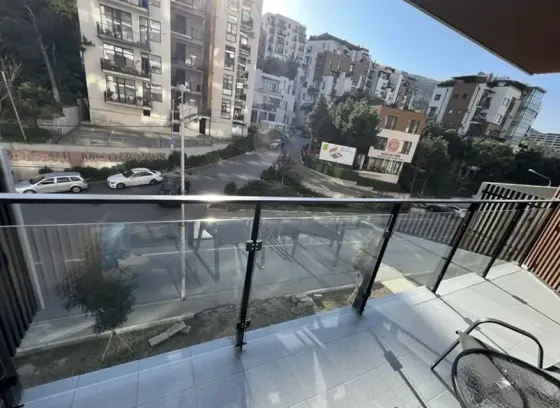 Сдам 2-комн. квартиру 54м² 3/10 эт. Тбилиси