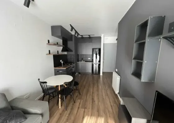 Сдам 2-комн. квартиру 54м² 3/10 эт. Тбилиси