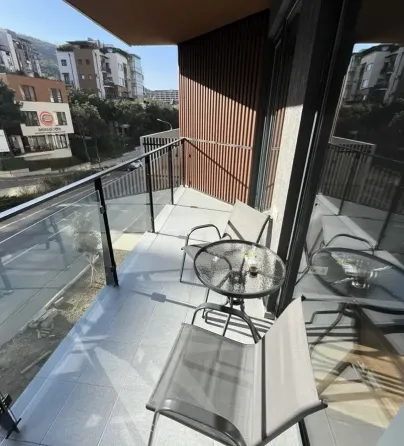 Сдам 2-комн. квартиру 54м² 3/10 эт. Тбилиси