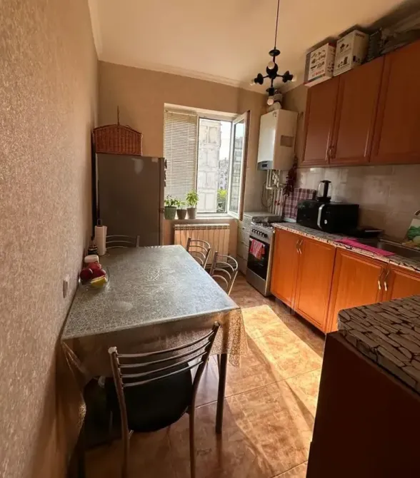 Продам 5-комн. квартиру 60м² 7/9 эт. Тбилиси - изображение 5