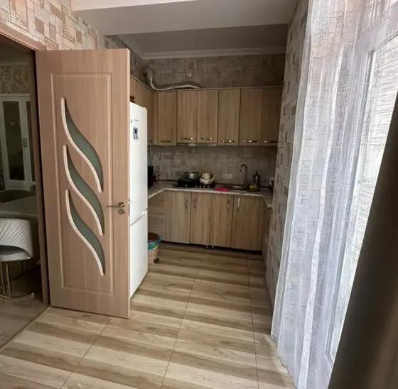 იყიდება 4 ოთახიანი ბინას 72მ² 5/12 სართ თბილისი