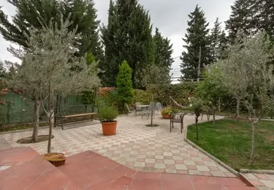 House for rent 900м² Tbilisi