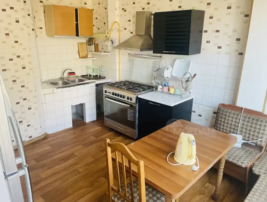 Сдам 3-комн. квартиру 1000м² 5/8 эт. Тбилиси - изображение 9