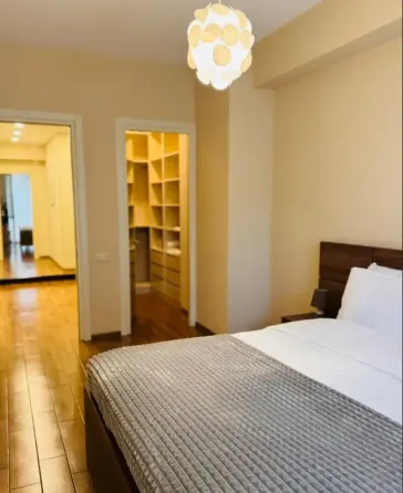 Сдам 2-комн. квартиру 70м² 4/9 эт. Тбилиси