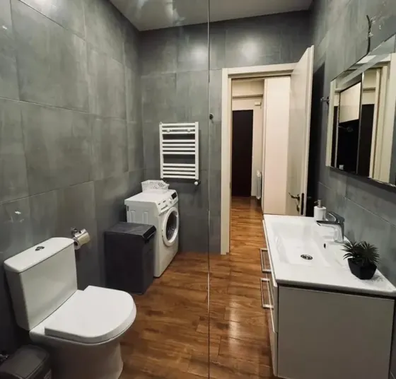 Сдам 2-комн. квартиру 70м² 4/9 эт. Тбилиси