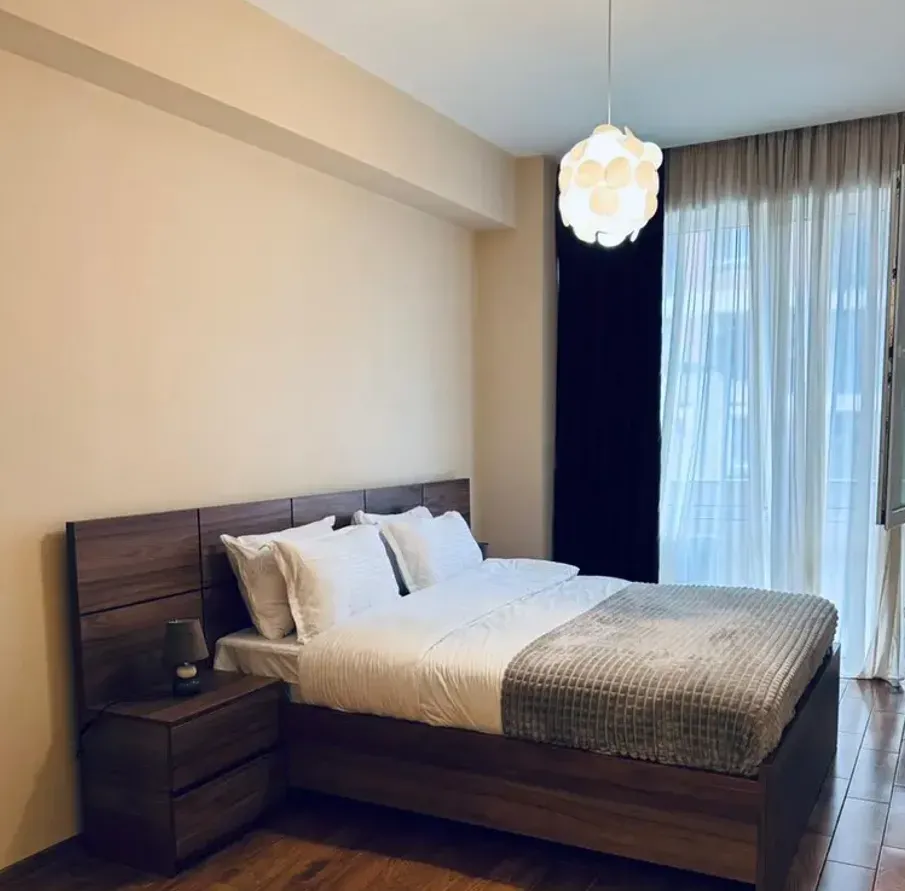 ქირავდება 2 ოთახიანი ბინა 70მ² 4/9 სართ თბილისი - photo 1