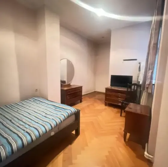 Сдам 2-комн. квартиру 80м² 1/3 эт. Тбилиси