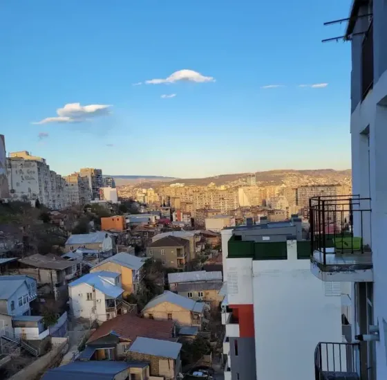 Сдам 3-комн. квартиру 54м² 12/13 эт. Тбилиси