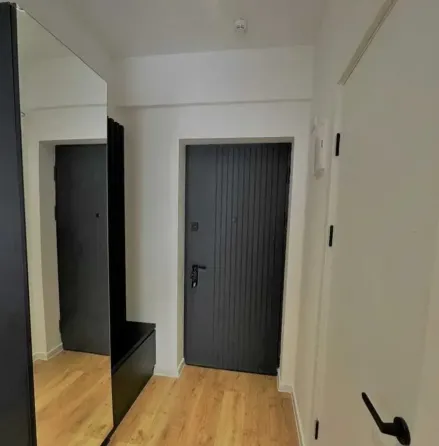 იყიდება 2 ოთახიანი ბინას 53მ² 7/11 სართ თბილისი