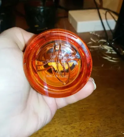 For sale is the original Yves Rocher Cuir de Nuit Eau de Parfum (for women). Tbilisi