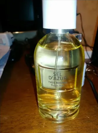 For sale is the original Yves Rocher Sel D'azur (for women) Eau de Parfum (new). Volume 100 ml. Tbilisi