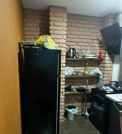 იყიდება 2 ოთახიანი ბინას 40მ² 1/5 სართ თბილისი