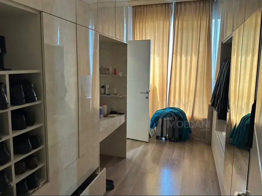 იყიდება 7+ ოთახიანი ბინას 210მ² 9/10 სართ თბილისი - photo 9