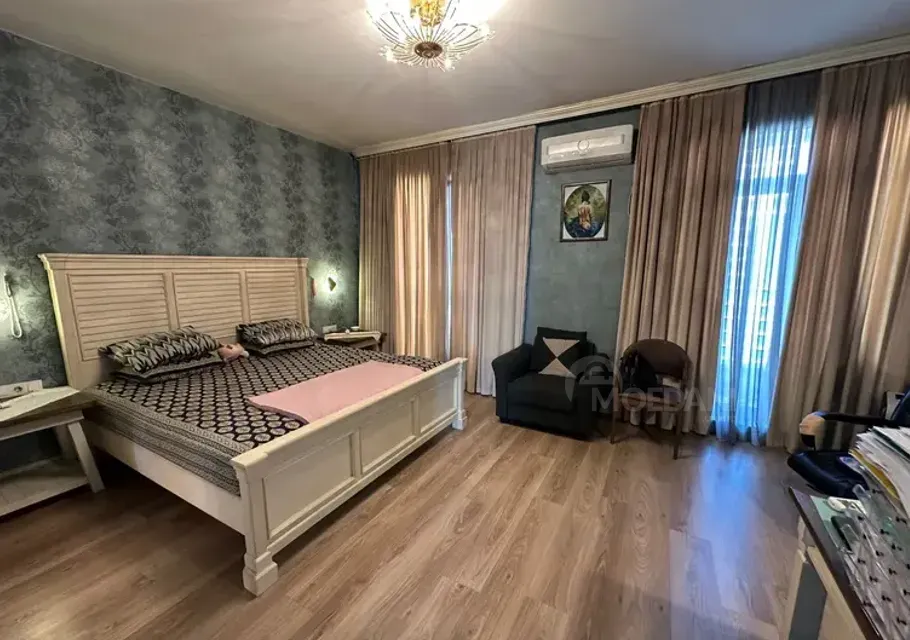 იყიდება 7+ ოთახიანი ბინას 210მ² 9/10 სართ თბილისი - photo 14