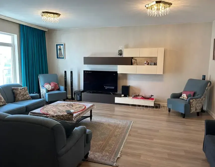 იყიდება 7+ ოთახიანი ბინას 210მ² 9/10 სართ თბილისი - photo 7