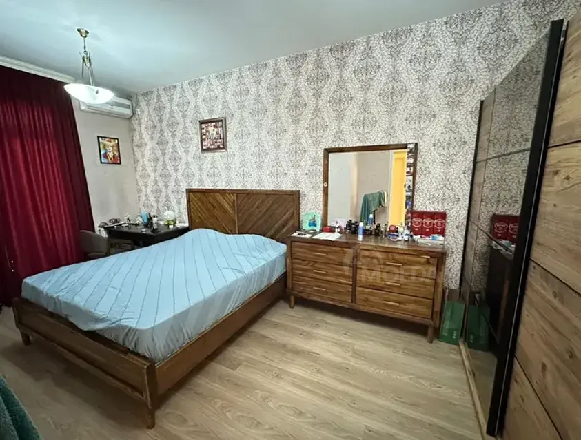 იყიდება 7+ ოთახიანი ბინას 210მ² 9/10 სართ თბილისი - photo 10