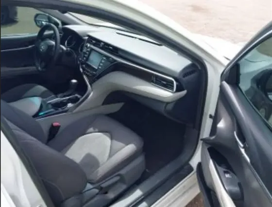 Toyota Camry 2.5L 2018 თბილისი