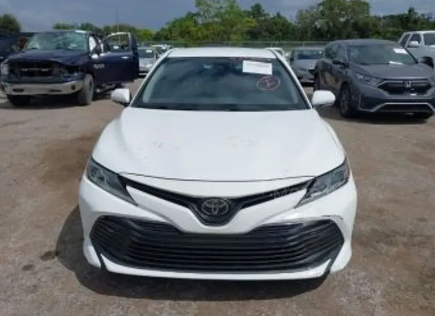 Toyota Camry 2.5L 2018 Тбилиси - изображение 1