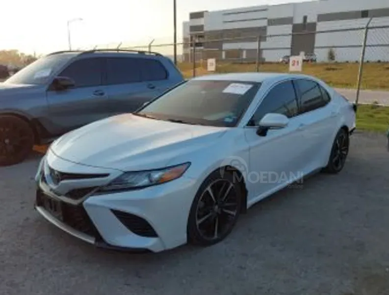 Toyota Camry 2.5L 2019 Тбилиси - изображение 1