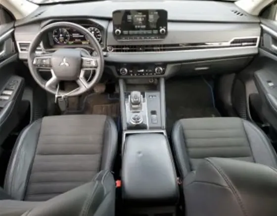 Mitsubishi Outlander 2024 Тбилиси