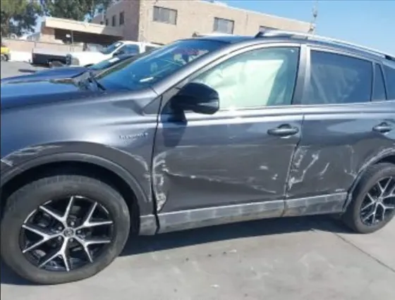 Toyota RAV4 2.5L 2017 Тбилиси