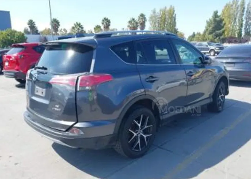 Toyota RAV4 2.5L 2017 Тбилиси - изображение 3