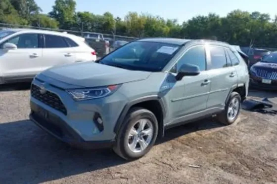 Toyota RAV4 2.5L 2020 Тбилиси