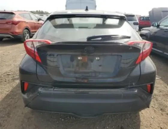 Toyota C-HR 2L 2021 Тбилиси