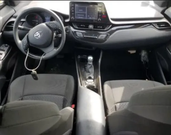 Toyota C-HR 2L 2021 Тбилиси