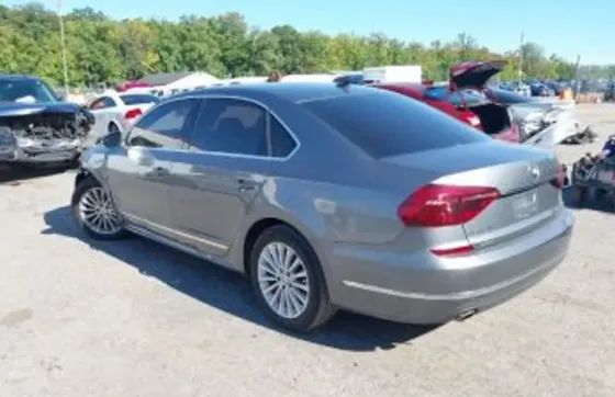 Volkswagen Passat 1.8 2017 Тбилиси