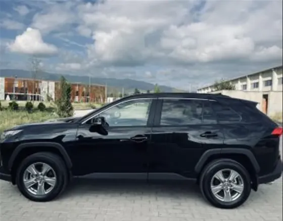 Toyota RAV4 2.5L 2024 Тбилиси